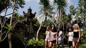 From Ubud: 3-Hour Tropical Trek and Taro Village Tour