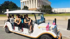 DC: Visita guiada aos monumentos e ao National Mall com um carro antigo