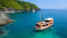 Phuket: Day Trip Cruise with Lunch by Traditional boat
