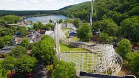 Bristol: Lake Compounce Admission Ticket
