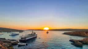 Malta: Passeio de Barco ao Pôr do Sol na Lagoa Azul