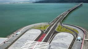 Transfert en limousine privée entre Hong Kong et Zhuhai via HZMB