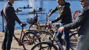 Hamburg: City Tour by Bike with Elbphilharmonie
