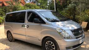 Siem Reap: Private Taxi Transfer to/from Poipet