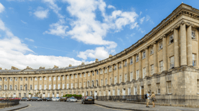 Bath: Bridgeton Walking Tour with an APP