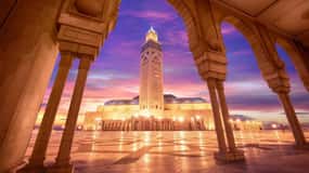 Tour nocturno de la ciudad de Casablanca y cena tradicional marroquí