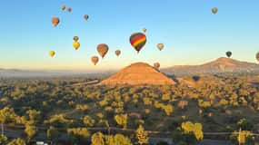 Vol en montgolfière inoubliable au-dessus de Teotihuacan et de ses grottes