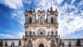 Alcobaça: Discover the Monastery with a Local Guide Tour