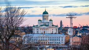 Depuis Tallinn : excursion à Helsinki en ferry, avec guide et voiture VIP