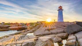 Peggy’s Cove Private Car Tour – 3.5 Hours