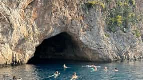 Nice: Secret Riviera Boat Tour to Mala cave with Snorkeling