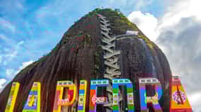 Discover Guatapé: Guided tour, culture, landscapes and lunch included.