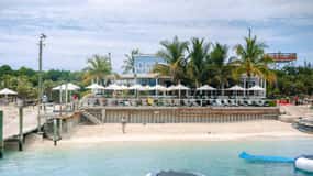 Nassau: Rose Island's Sand Dollar Beach Resort