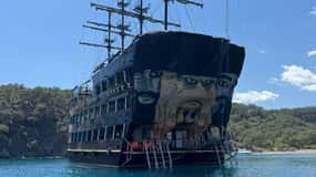 Antalya/Kemer: Boat Tour Visit Caves and Bays With Lunch