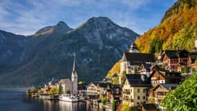 From Salzburg: Private Day Tour of Hallstatt