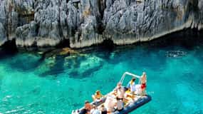 From Tirana: Ksamil, Blue Eye & Saranda Tour with Boat Tour