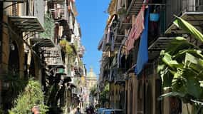 Palermo: Walking tour with wine and product tasting