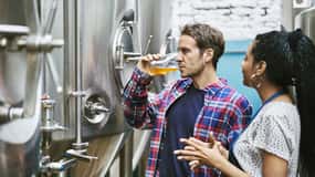 Victoria: Local Brewery Tour with a Guide