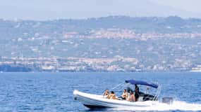 Catania: Day Tour in a Rubber Dinghy Along the Riviera
