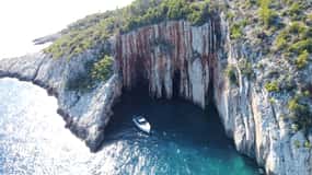 Hvar: South shore & Pakleni islands private speedboat tour