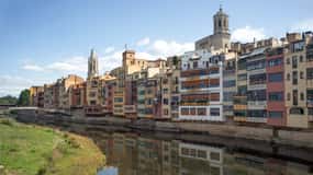 From Barcelona: Costa Brava & Girona Small Group Day Trip