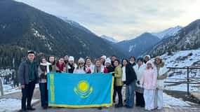 Almaty: Excursão de dois dias aos lagos Kolsai-Kaindy e ao Charyn Canyon