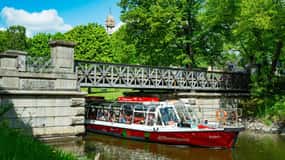 Stockholm: Royal Bridges & Canal Boat Tour with Audio Guide