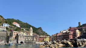 Manarola: Cinque Terre Boat Tour with Aperitif