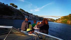 6 Pontes, Passeio de Barco Não Partilhado 1h30m, preço de grupo até 6px