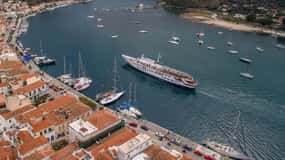 VIP Athens: Hydra, Poros, and Aegina Day Cruise with Lunch