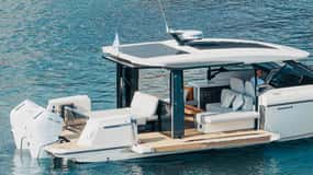 Sunset in Saleccia – Fine dining on board