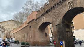 Passetto di Borgo: The Vatican's Hidden Passage guided tour
