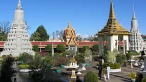 Tour particular em Phnom Penh: Palácio Real, Pagode de Prata, S-21