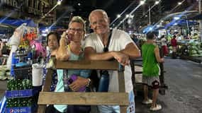 Manila: Chinatown Nighttime Tour by Tuk-Tuk