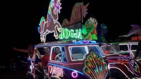 Yogyakarta: Nighttime Walk and Food Tour