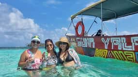 Desde Ciudad de Panamá: Día de Playa y Snorkel en el Barco Hundido de San Blas