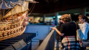 Stockholm: Old Town & Vasa Museum Skip-the-Line Private Tour
