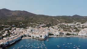 Barcelona: Private Tour Medieval Villages & Cadaqués