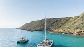Palma de Mallorca: Halbtagestour mit Katamaran und Buffet