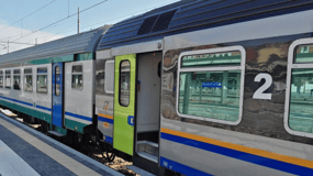 Reggio Di Calabria: Treno da/per l'aeroporto