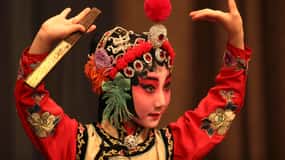 Pechino: Tour serale dell'Opera di Pechino / Trasferimento