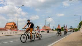 Lawatan Masa Lalu Bangkok dengan Citarasa Tempatan dengan Basikal dan Bot