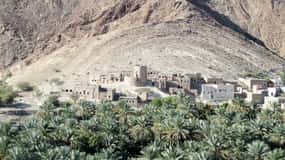 Oman's Grand Canyon: Full-Day Tour from Muscat