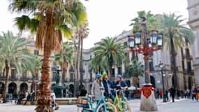 Barcelona: 1.5-Hour Sightseeing Tour by Bike/Electric Bike