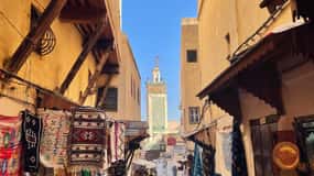 Fes: Medina Guided Tour with Local