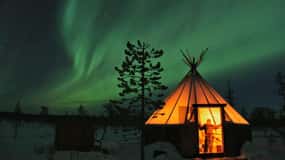 Kiruna: Northern Lights Dog Sled Tour with Swedish Fika