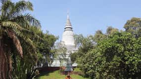 Best of Phnom Penh: Half-Day Private City Tour