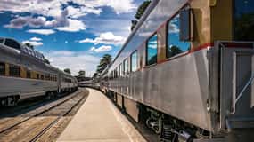 Sedona : visite d'une journée en train panoramique du Grand Canyon Railway