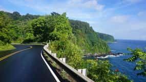 Maui: Private Guided Halfway to Hana Tour