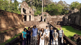 Siem Reap: Banteay Srei and 5 Grand Temples Tour with Guide